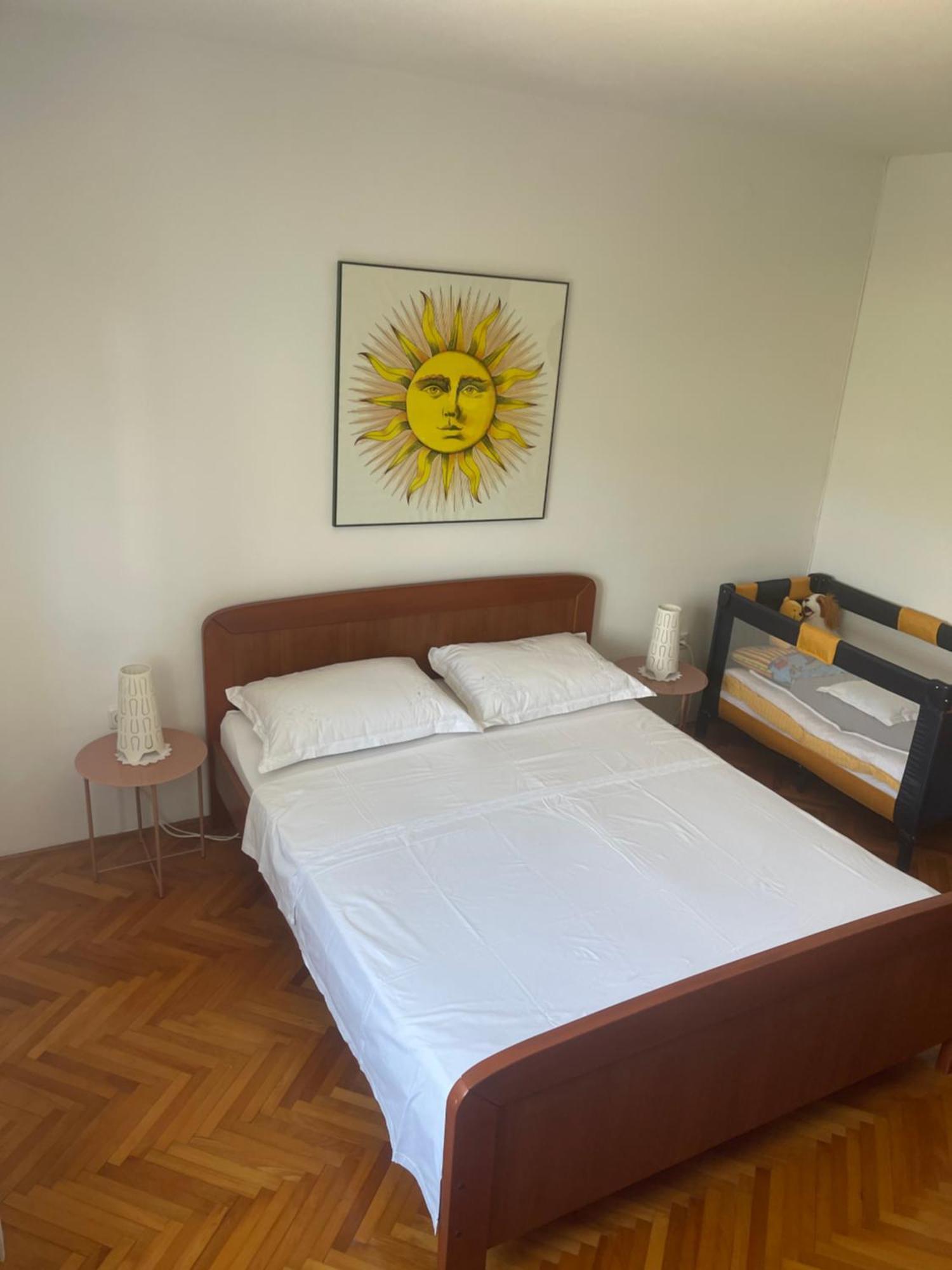 Haus Grace Apartment คาชเตลา ภายนอก รูปภาพ